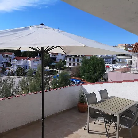 Martin Apartment Primosten